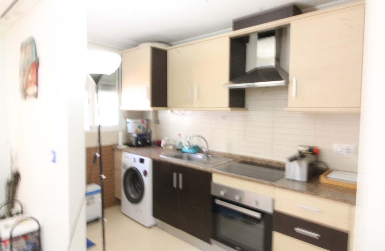 Resale - Apartment / flat - Daya Nueva - Costa Blanca