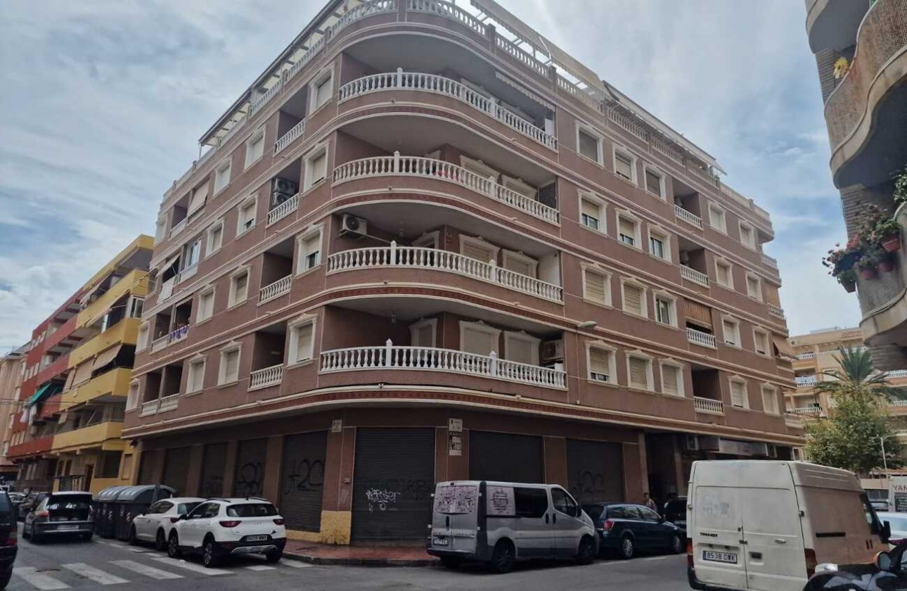 Resale - Apartment / flat - Torrevieja - Costa Blanca