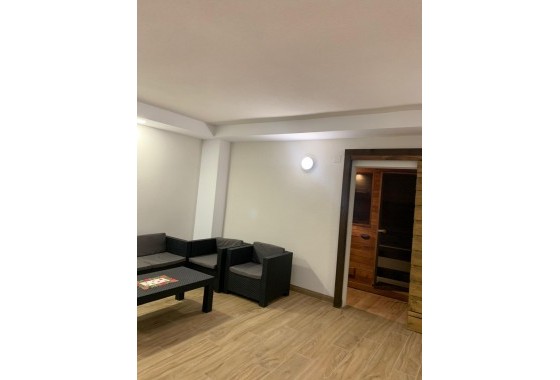Resale - Apartment / flat - Torrevieja - Estacion de autobuses