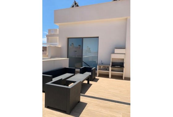 Resale - Apartment / flat - Torrevieja - Estacion de autobuses