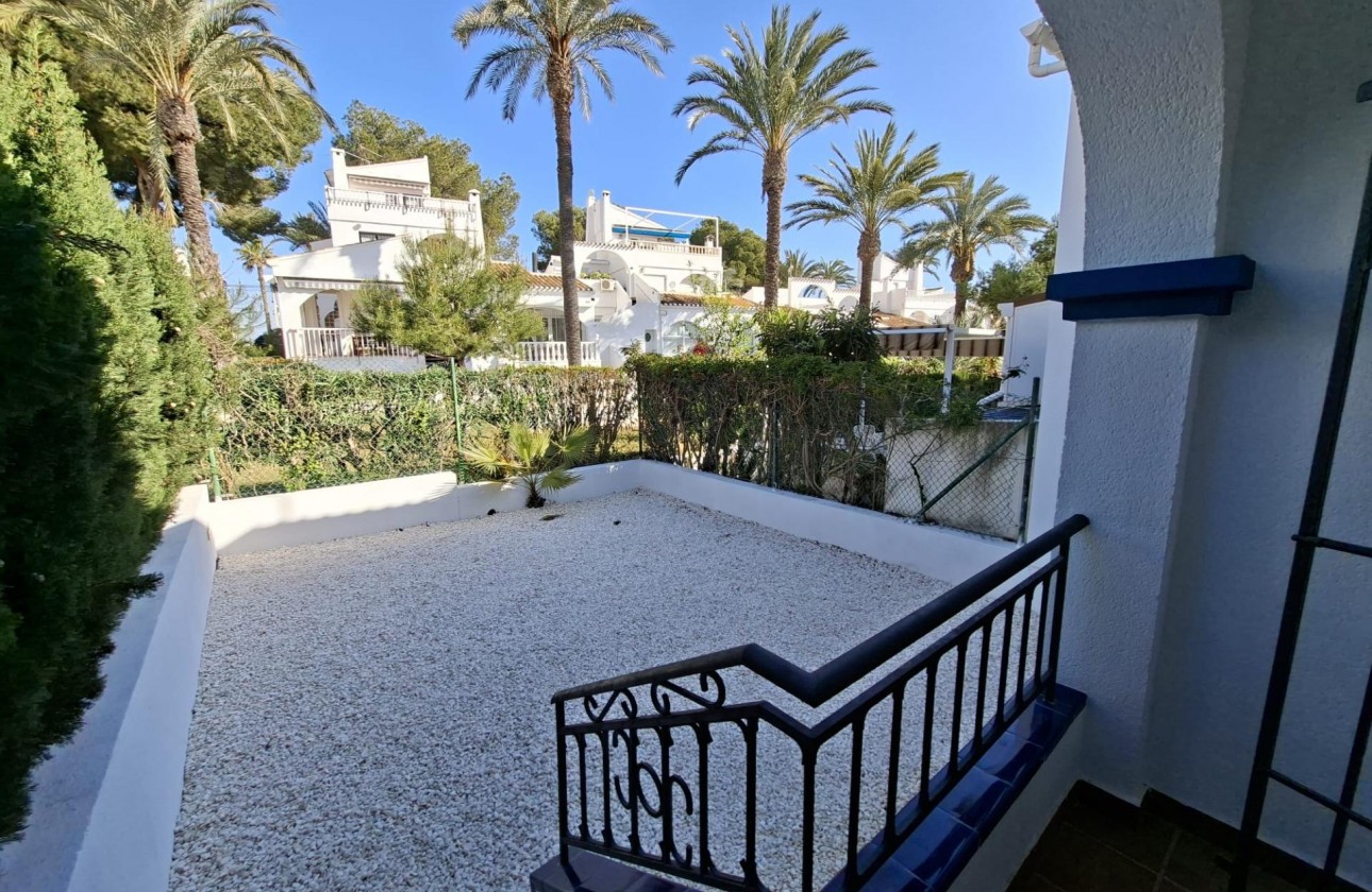 Resale - Bungalow - Orihuela Costa - Villamartín-Las Filipinas