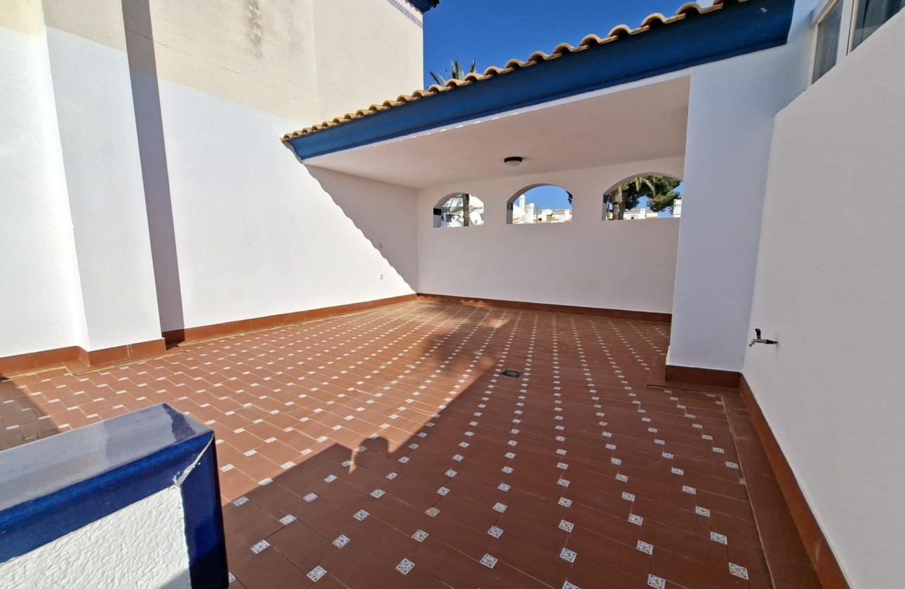 Resale - Bungalow - Orihuela Costa - Villamartín-Las Filipinas