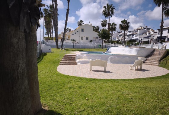 Resale - Bungalow - Orihuela Costa - Villamartín-Las Filipinas
