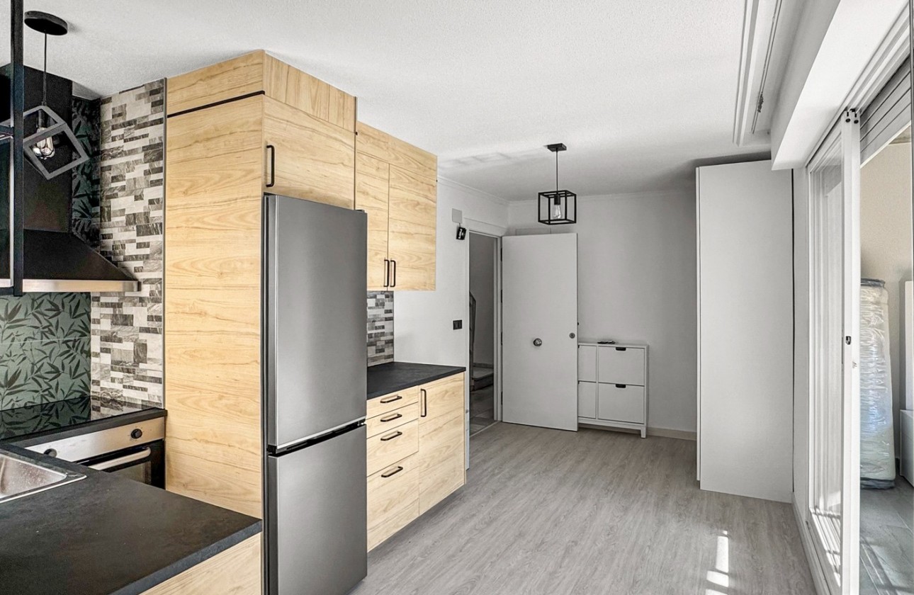 Resale - Apartment / flat - Torrevieja - Costa Blanca