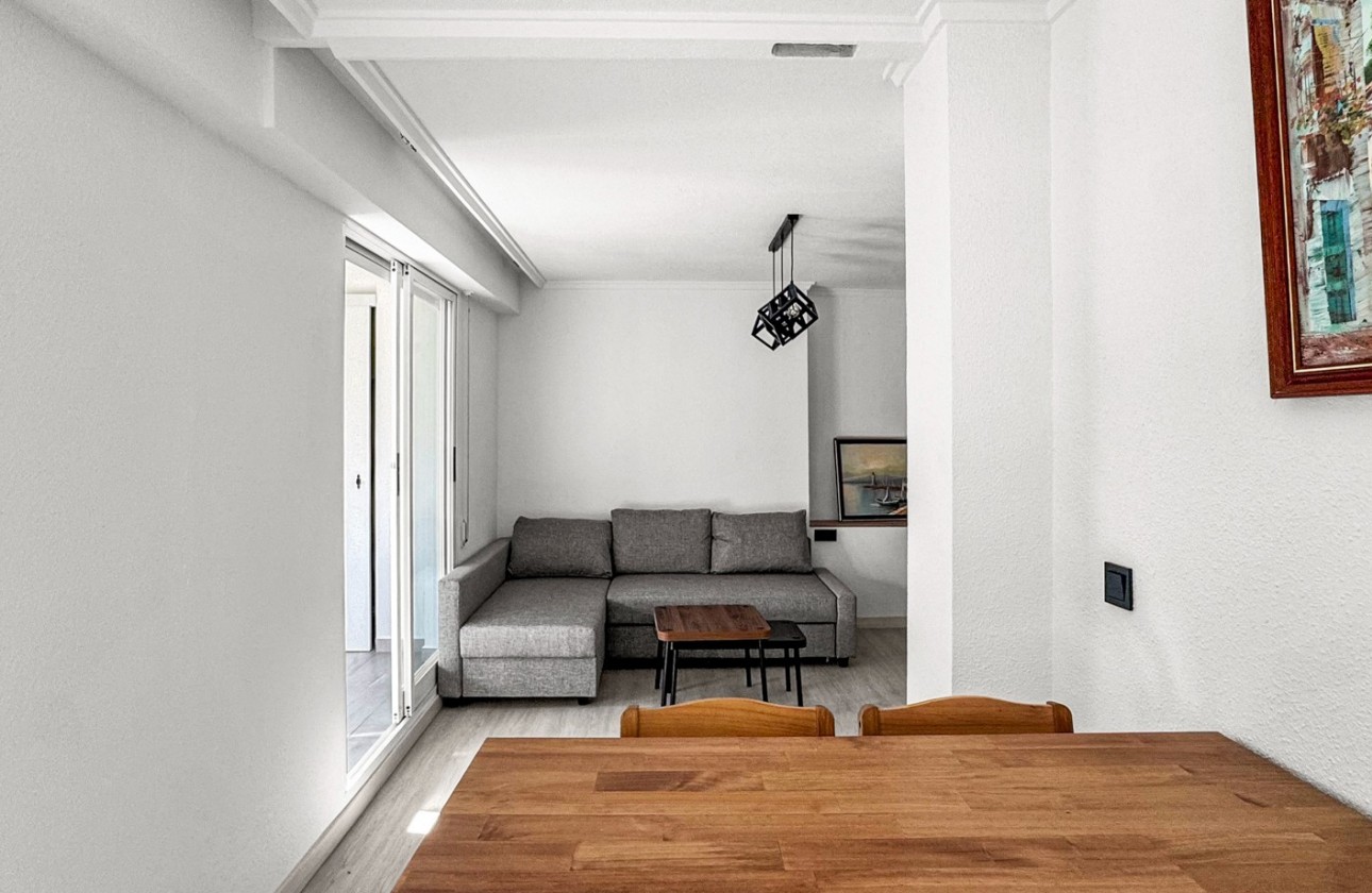 Resale - Apartment / flat - Torrevieja - Costa Blanca