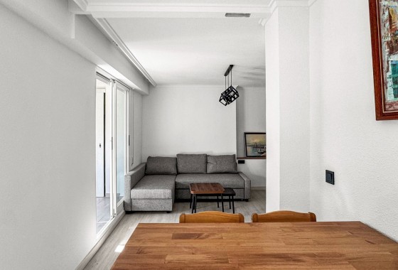 Resale - Apartment / flat - Torrevieja - Costa Blanca