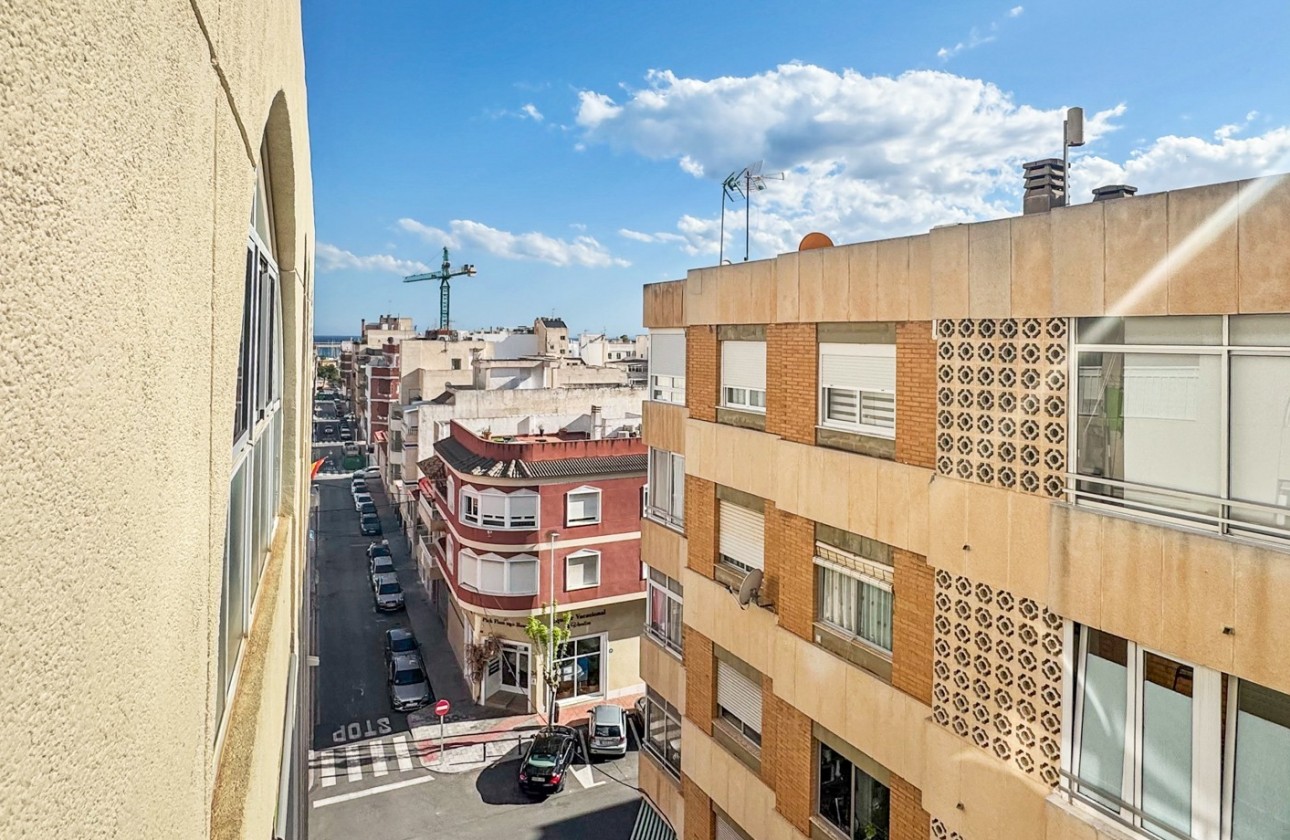 Resale - Apartment / flat - Torrevieja - Costa Blanca