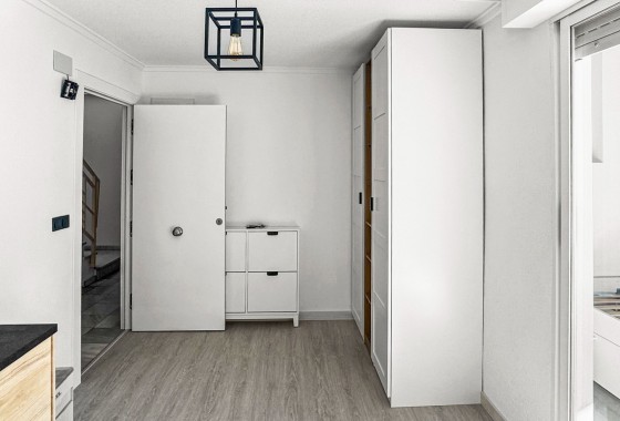 Resale - Apartment / flat - Torrevieja - Costa Blanca