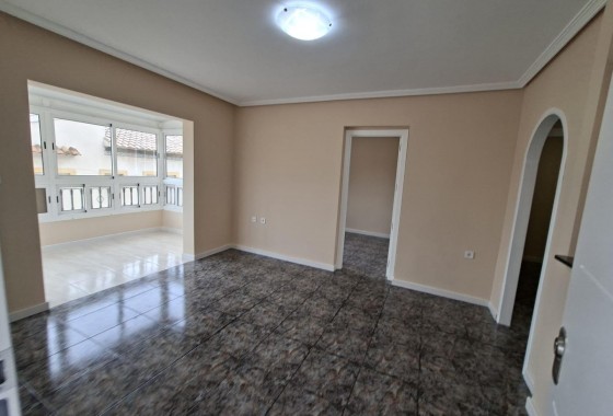 Resale - Bungalow - Orihuela Costa - Punta Prima