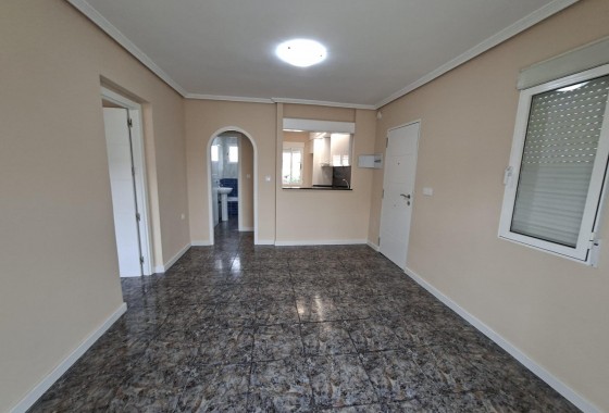 Resale - Bungalow - Orihuela Costa - Punta Prima