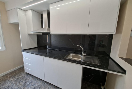 Resale - Bungalow - Orihuela Costa - Punta Prima
