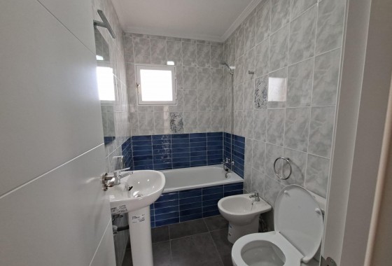 Resale - Bungalow - Orihuela Costa - Punta Prima