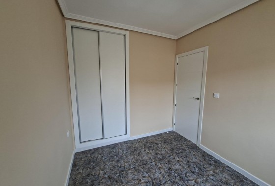 Resale - Bungalow - Orihuela Costa - Punta Prima