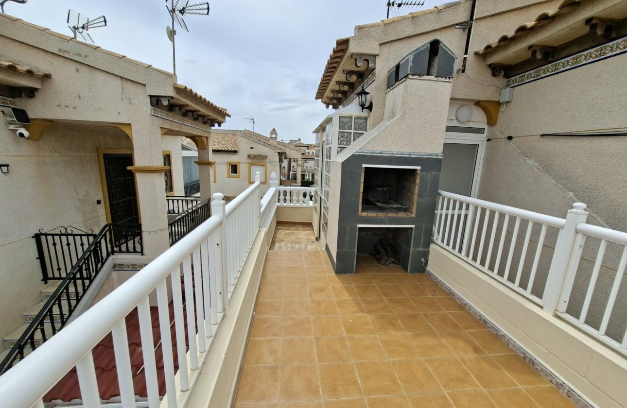 Resale - Bungalow - Orihuela Costa - Punta Prima