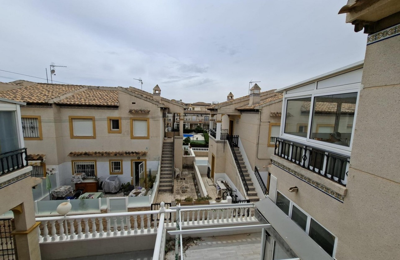 Resale - Bungalow - Orihuela Costa - Punta Prima