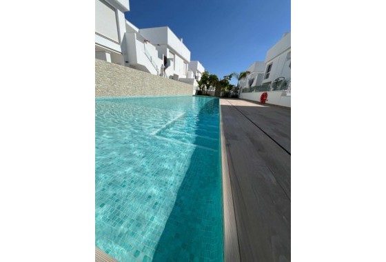 Revente - Bungalow - Pilar de la Horadada