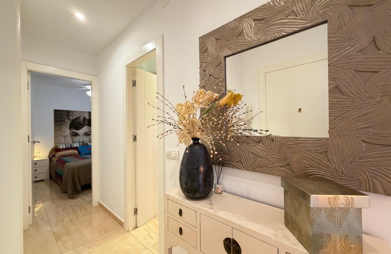 Reventa - Apartamento / piso - Torrevieja - Paseo maritimo