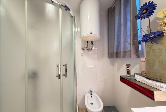 Reventa - Apartamento / piso - Torrevieja - Paseo maritimo