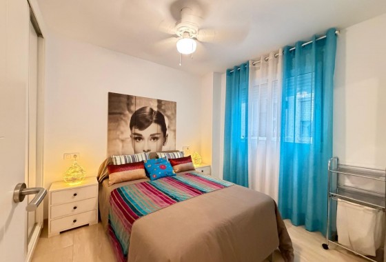 Reventa - Apartamento / piso - Torrevieja - Paseo maritimo