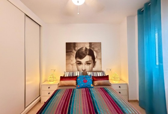 Reventa - Apartamento / piso - Torrevieja - Paseo maritimo