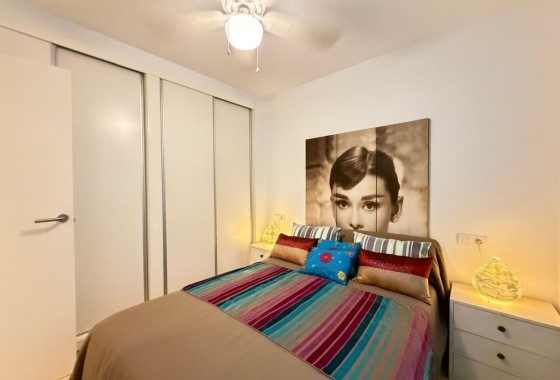 Reventa - Apartamento / piso - Torrevieja - Paseo maritimo
