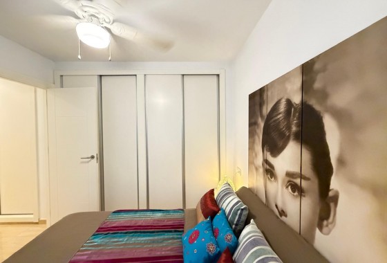 Reventa - Apartamento / piso - Torrevieja - Paseo maritimo