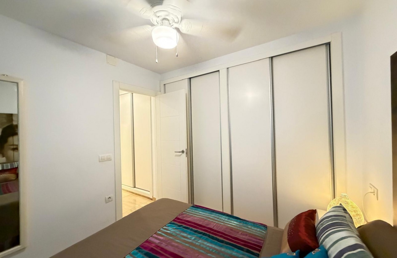 Reventa - Apartamento / piso - Torrevieja - Paseo maritimo