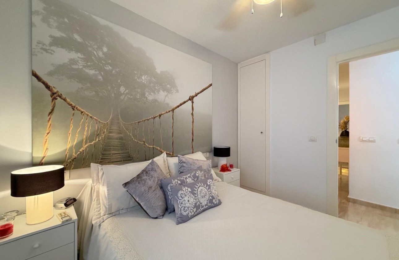 Reventa - Apartamento / piso - Torrevieja - Paseo maritimo