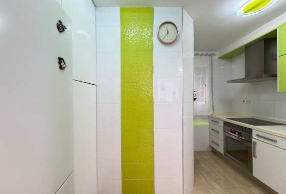 Reventa - Apartamento / piso - Torrevieja - Paseo maritimo