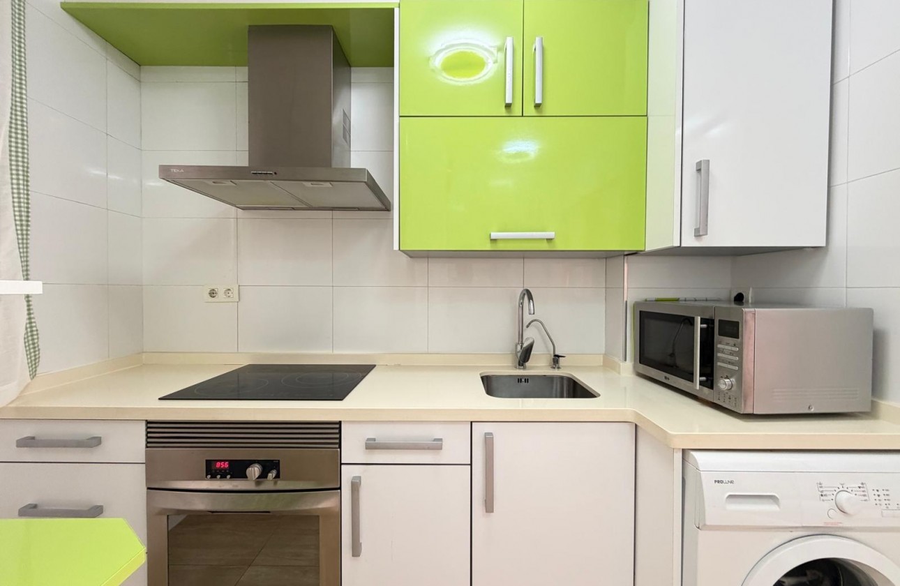Reventa - Apartamento / piso - Torrevieja - Paseo maritimo