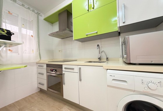 Reventa - Apartamento / piso - Torrevieja - Paseo maritimo
