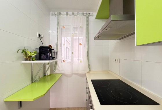 Reventa - Apartamento / piso - Torrevieja - Paseo maritimo