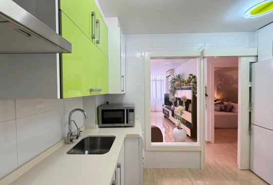 Reventa - Apartamento / piso - Torrevieja - Paseo maritimo
