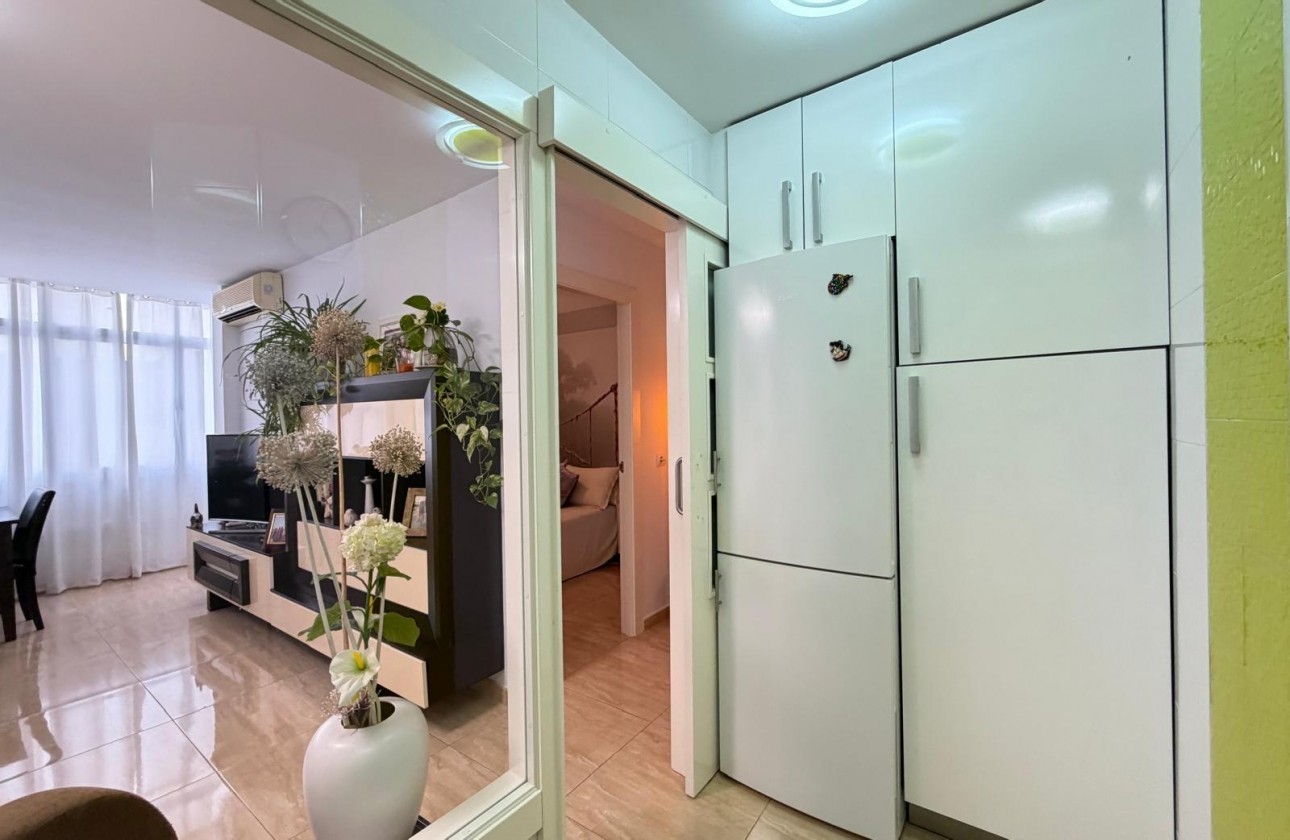 Reventa - Apartamento / piso - Torrevieja - Paseo maritimo