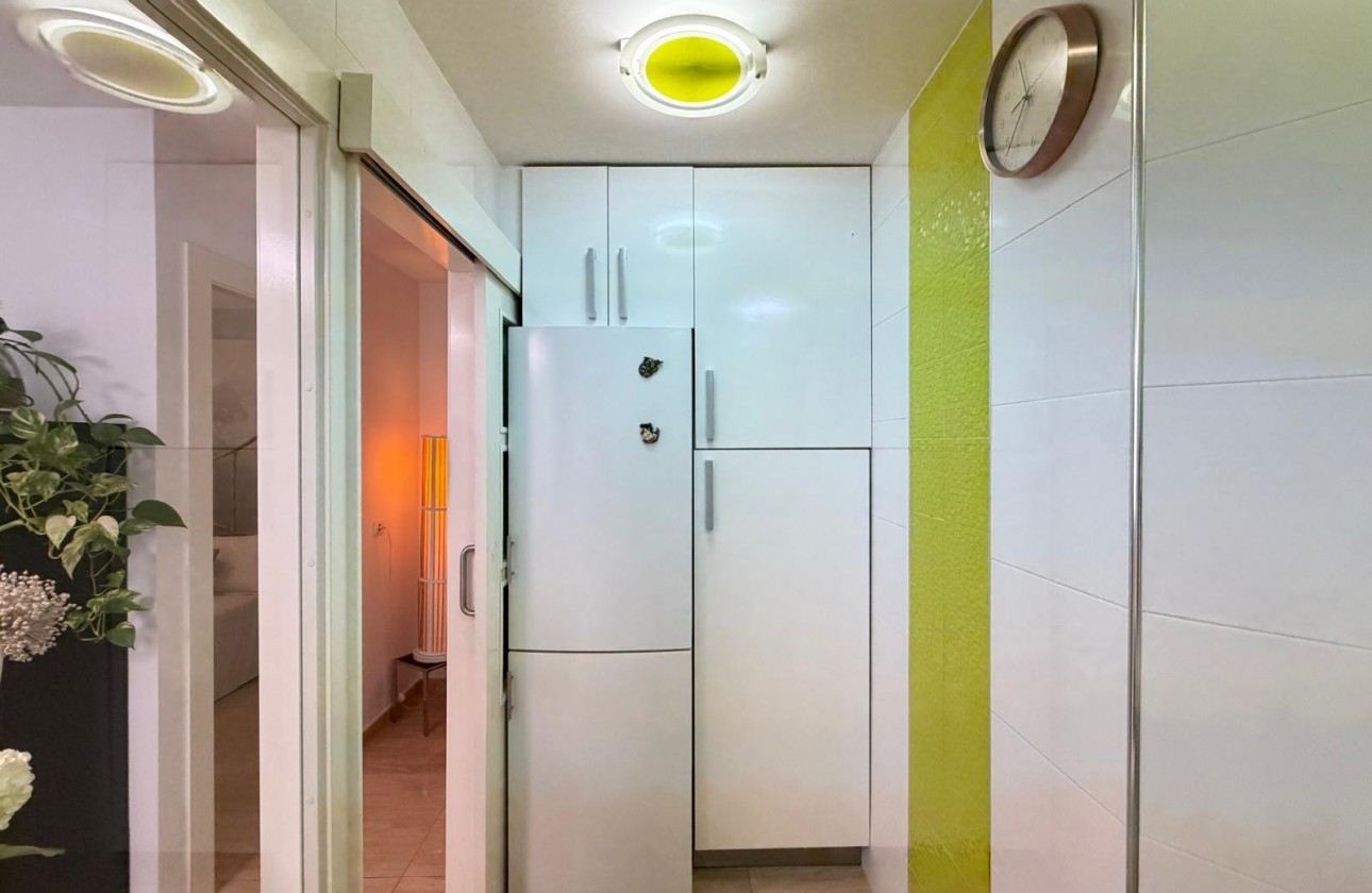 Reventa - Apartamento / piso - Torrevieja - Paseo maritimo