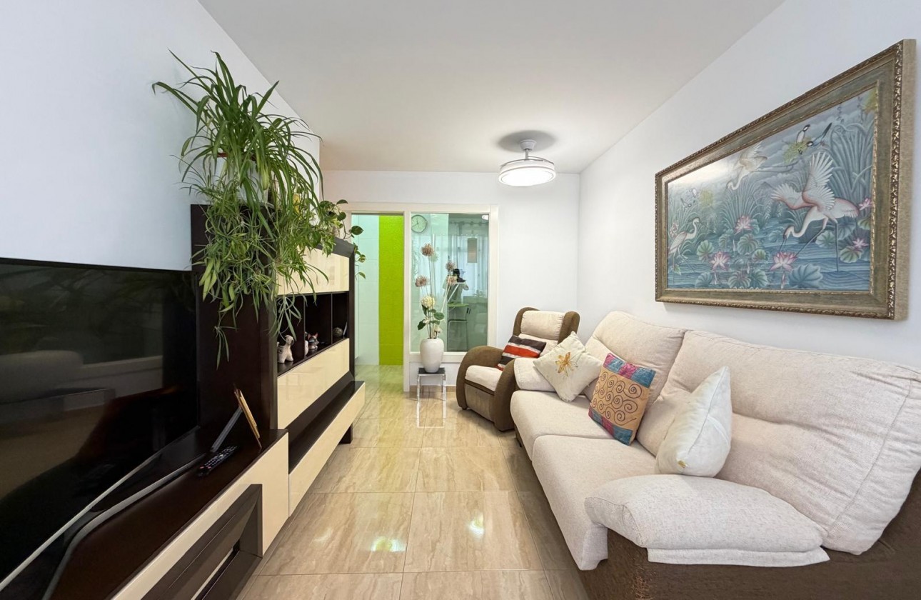 Reventa - Apartamento / piso - Torrevieja - Paseo maritimo