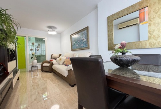 Reventa - Apartamento / piso - Torrevieja - Paseo maritimo