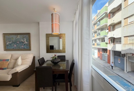 Reventa - Apartamento / piso - Torrevieja - Paseo maritimo