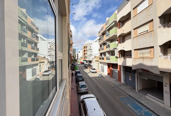 Reventa - Apartamento / piso - Torrevieja - Paseo maritimo