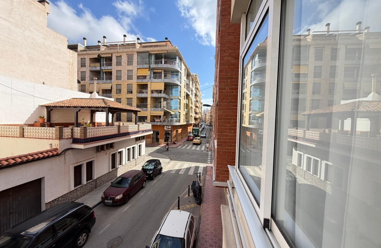 Reventa - Apartamento / piso - Torrevieja - Paseo maritimo