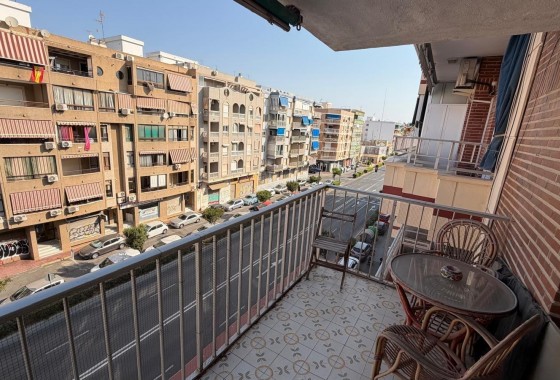 Reventa - Apartamento / piso - Torrevieja - Acequion