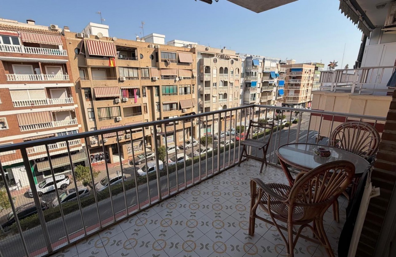Reventa - Apartamento / piso - Torrevieja - Acequion