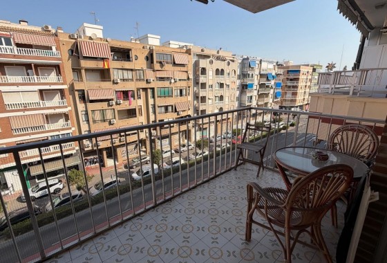 Reventa - Apartamento / piso - Torrevieja - Acequion