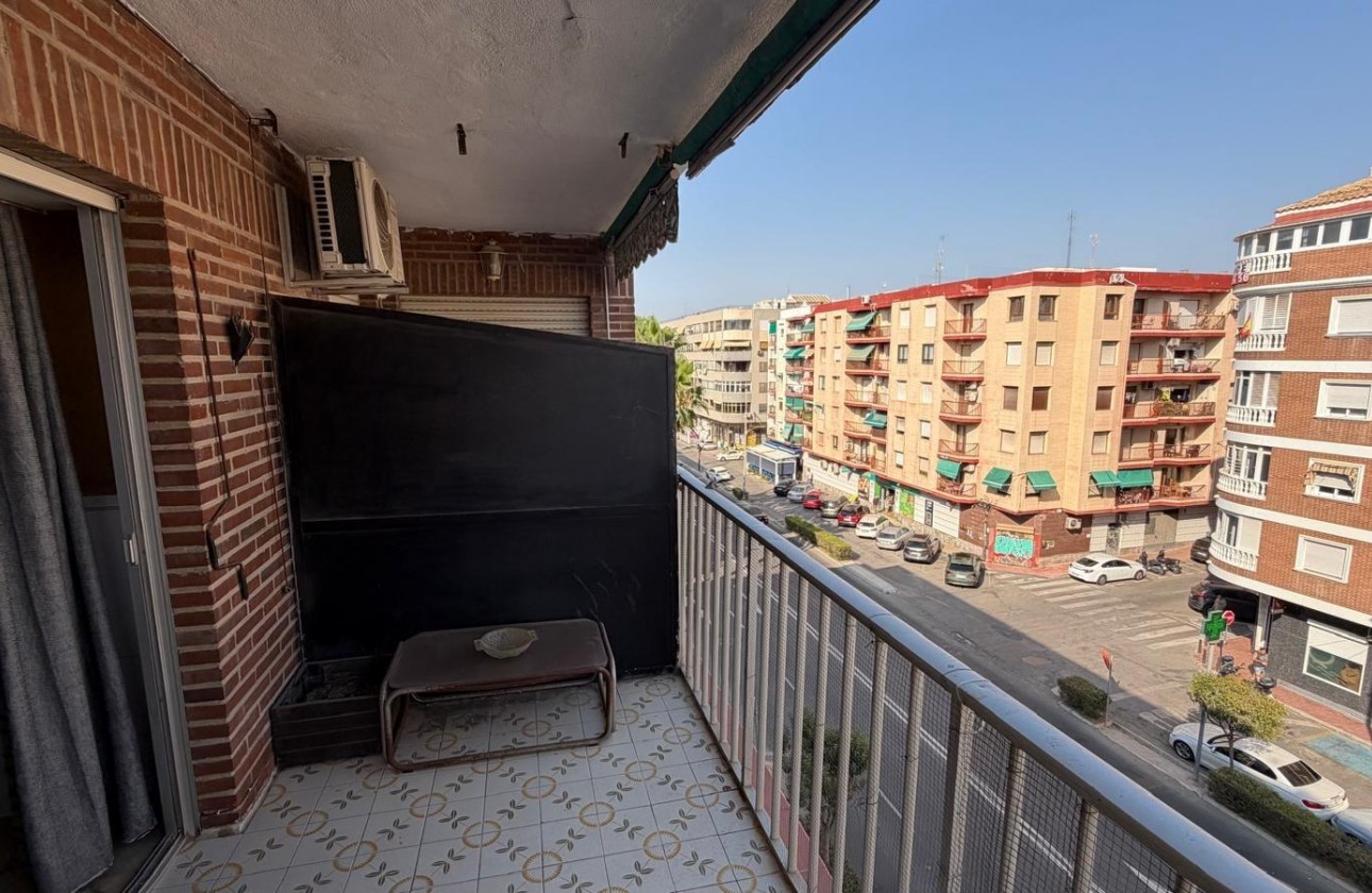 Reventa - Apartamento / piso - Torrevieja - Acequion