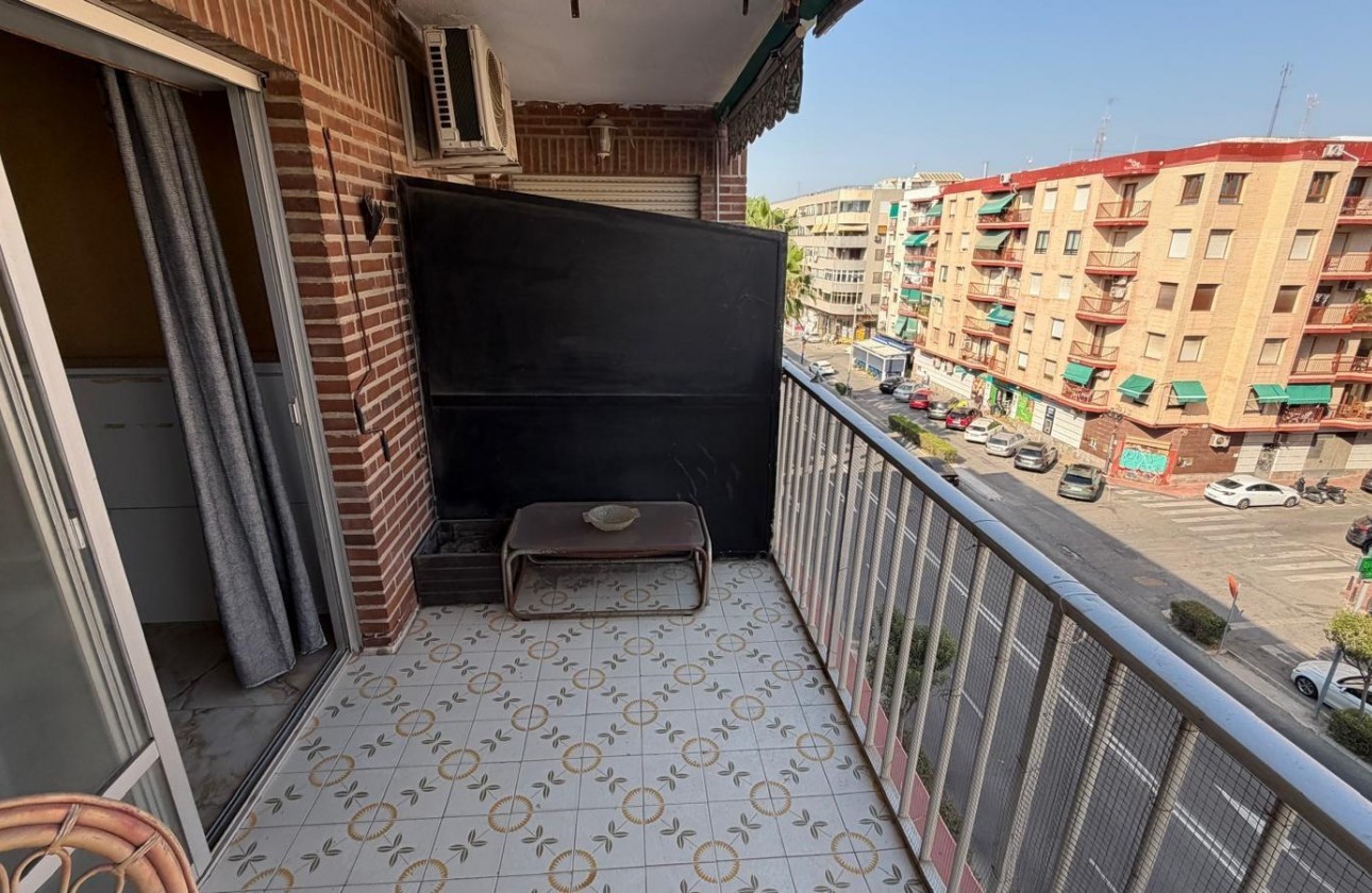 Reventa - Apartamento / piso - Torrevieja - Acequion