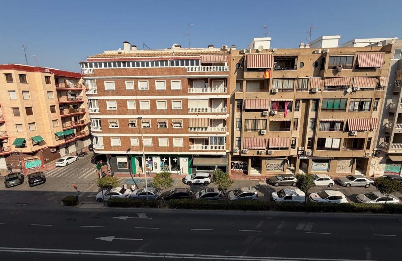Reventa - Apartamento / piso - Torrevieja - Acequion
