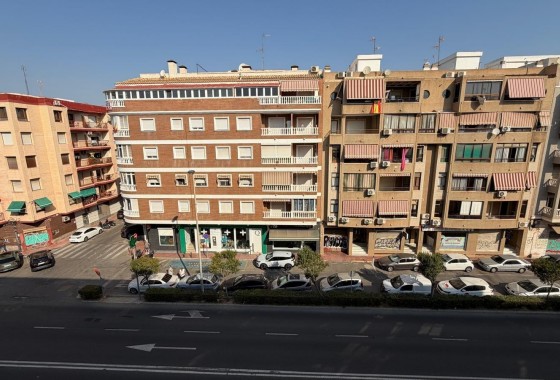 Reventa - Apartamento / piso - Torrevieja - Acequion