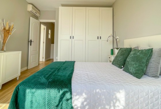 Revente - Villa - Orihuela Costa - Costa Blanca
