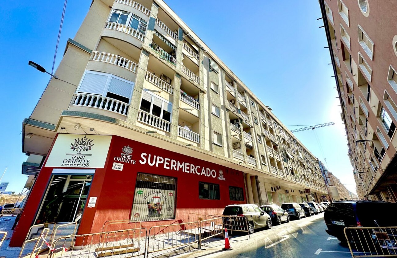Resale - Apartment / flat - Torrevieja - Centro