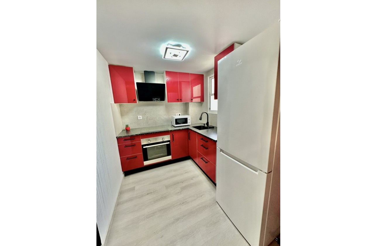 Resale - Apartment / flat - Torrevieja - Centro